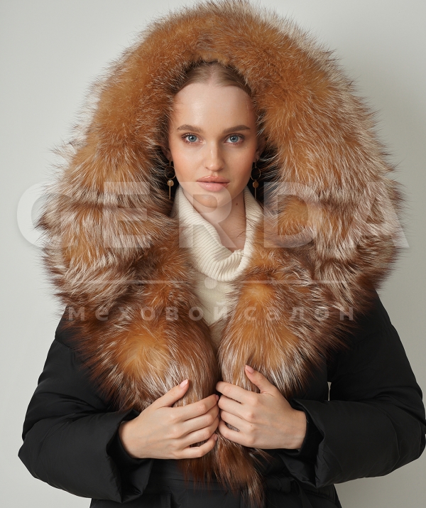 Пуховое пальто с мехом лисы 120 см черное